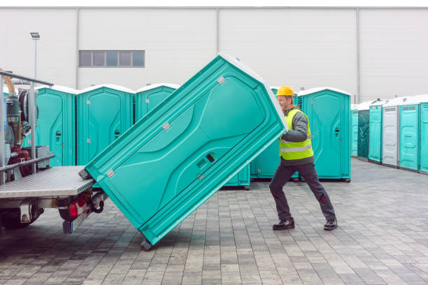 Portable Toilet Options We Offer in Mogadore, OH
